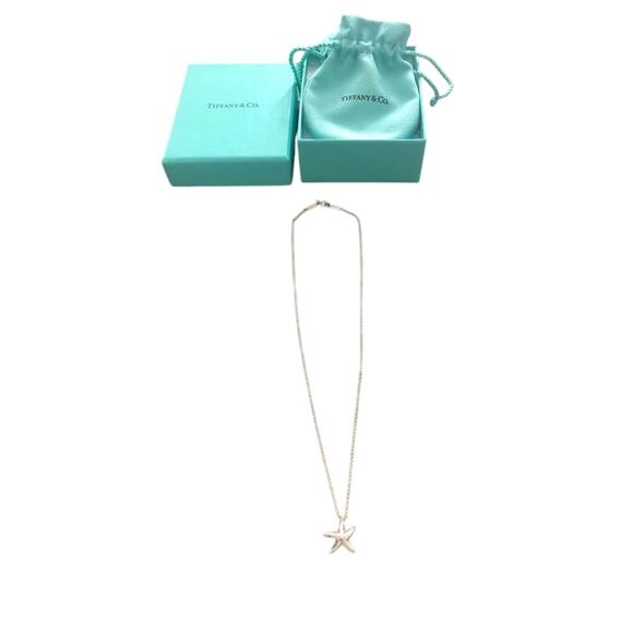Tiffany and Co Small Silver Starfish Pendant Necklace - 16” - Picture 7 of 7